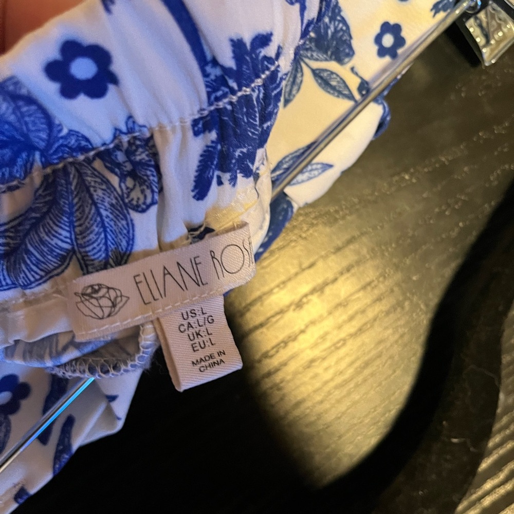 Blue & White Patterned Shorts - Picture 4 of 4